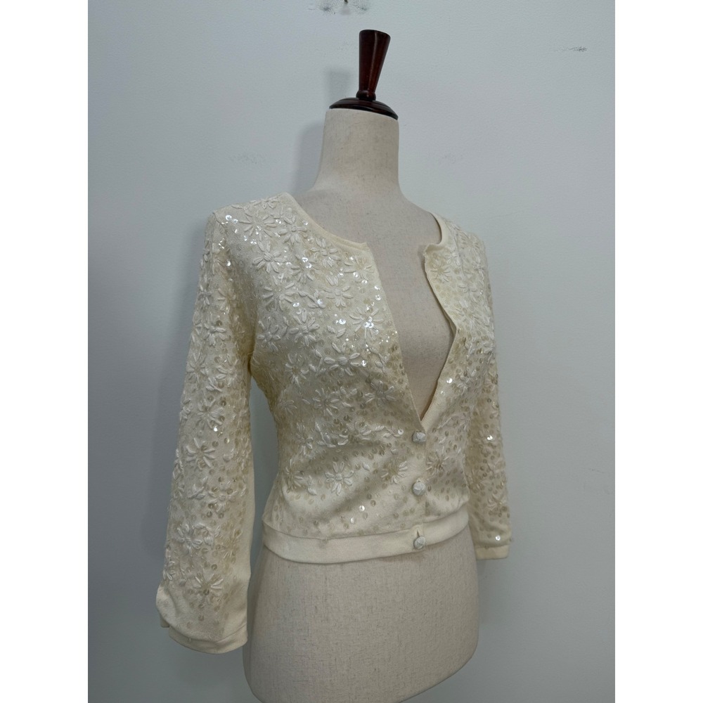 White House Black Market Cardigan Medium Ivory Sequin Floral Silk Lined Cropped